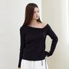 Hiikeu Asymmetric Neck Knit_Black