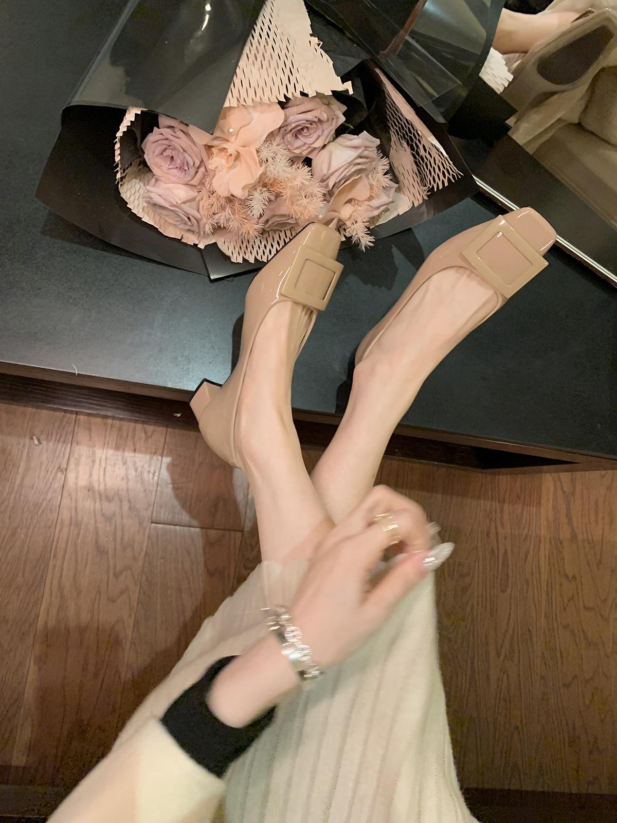 

Grape mother studiolee_ classic square buckle commuting thick heel gentle wind square head elegant temperament high heel shoes spring 40