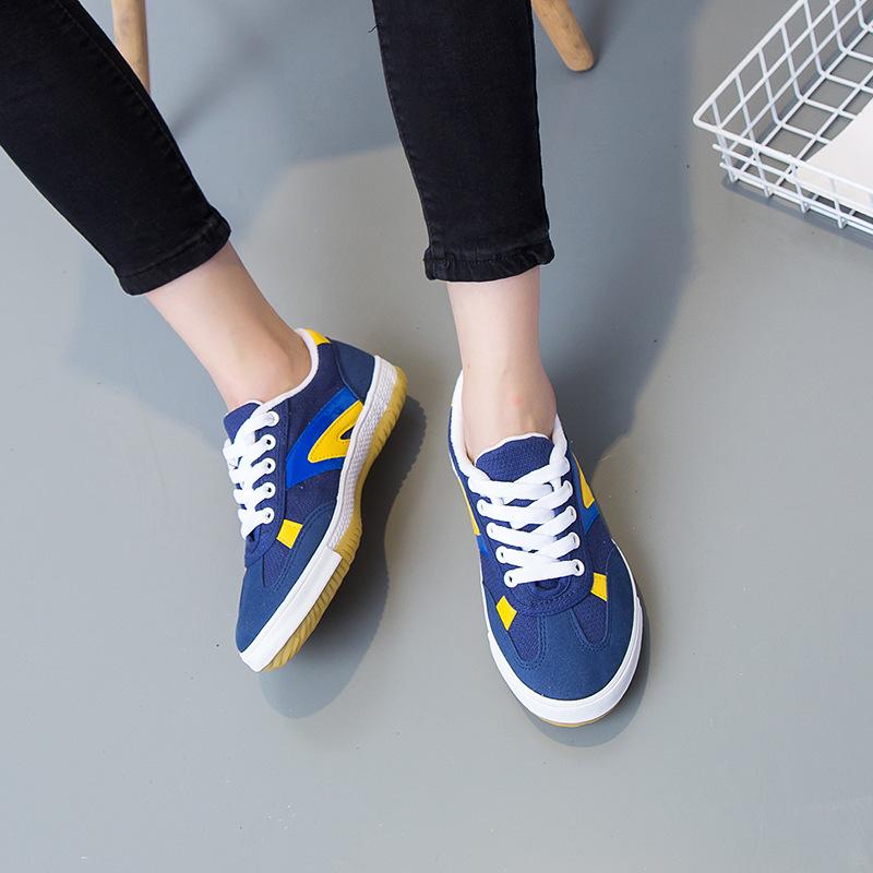 2024 HUILI Men Women Lace Up Canvas Shoes Size 35-44 Tai Chi Flat Soft Sports Shoes Outdoor Badminton Shoes Traditional Wushu