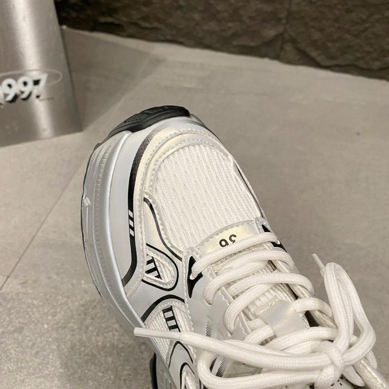 Chaussures de Papa en Maille Respirante pour Femmes à la Mode Nouvel Automne Semelle Épaisse Chaussures de Sport Décontractées pour la Marche Rétro Plateforme Haute de 10 cm Baskets Chunky