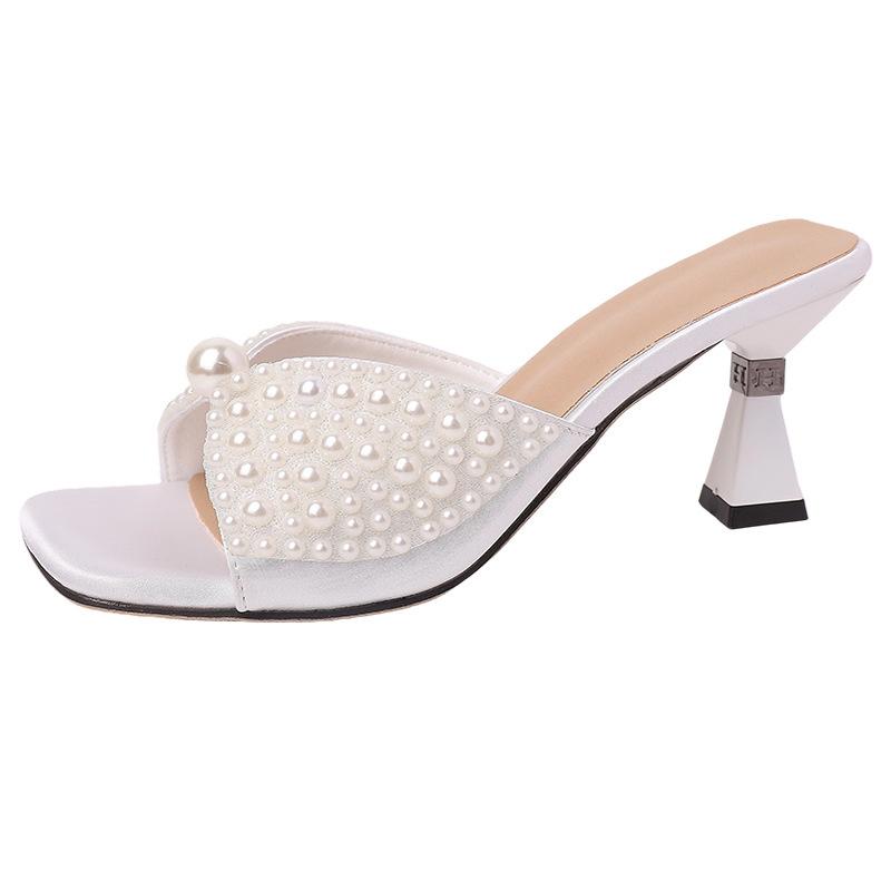 Gentle Pearl Flat Bottom Soft Bottom Lazy Cool Slippers Women's Summer New Versatile Half Drag