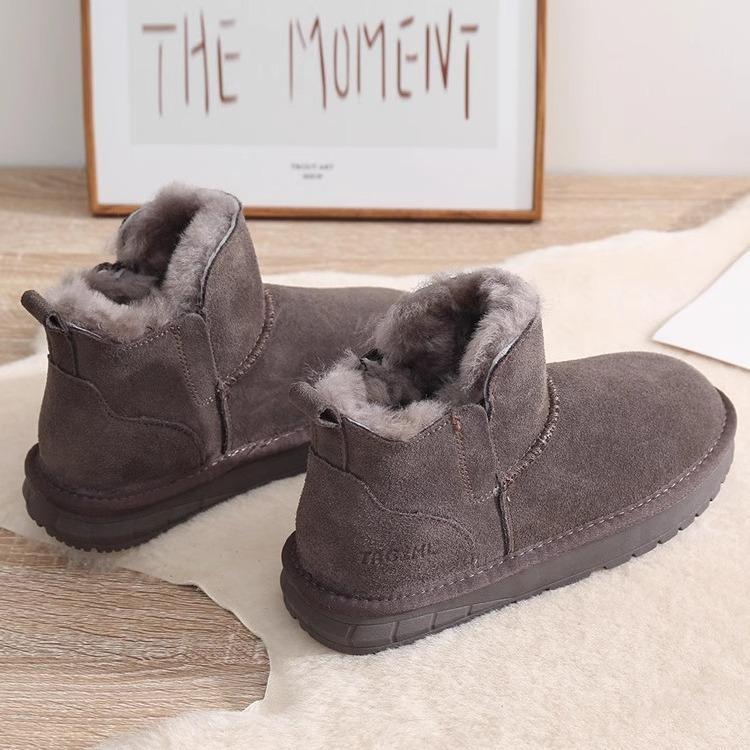 Short snow boots women's winter 2025 new velvet thickened short boots non-slip one-pedal low-top foreign-style warm cotton shoes