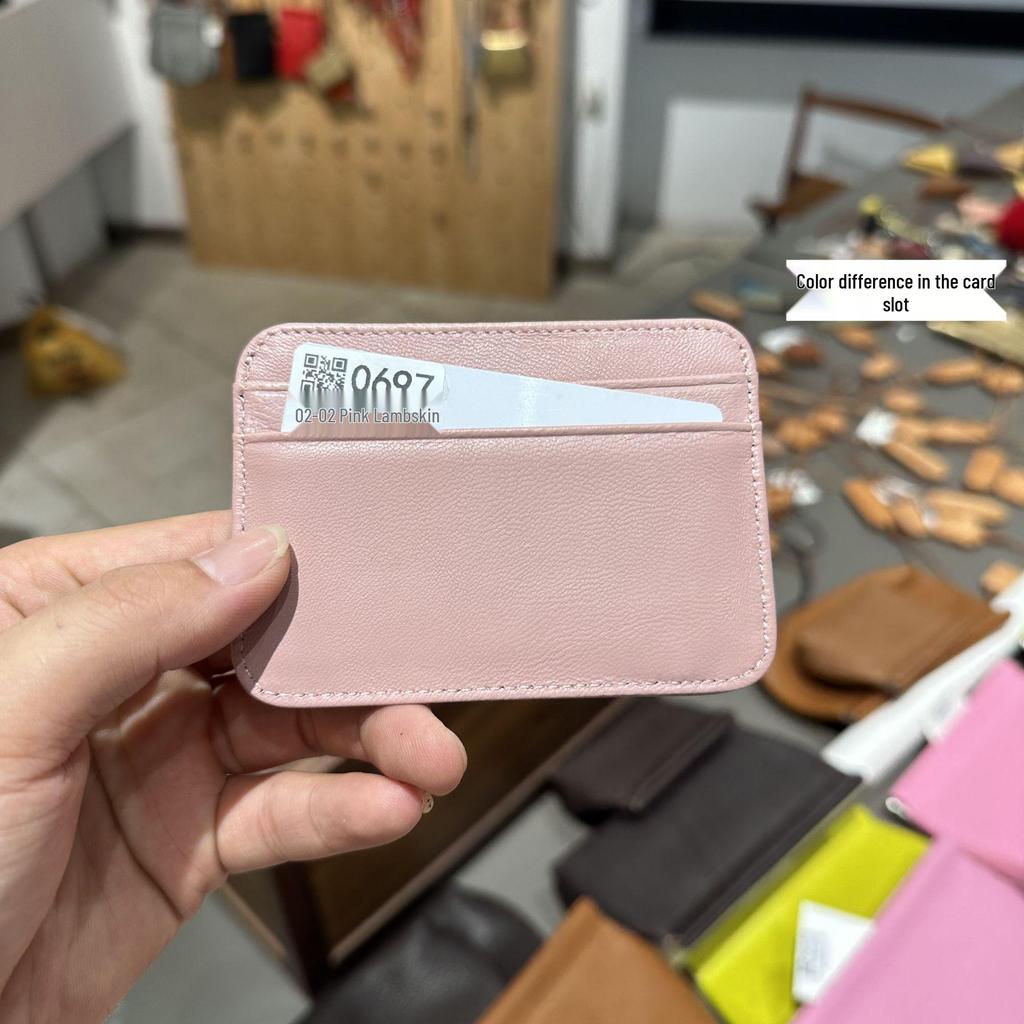 Mini Sheepskin Card Holder: Lightweight Genuine Leather Coin Purse, Soft & Stylish with Wet Oil Wax Finish