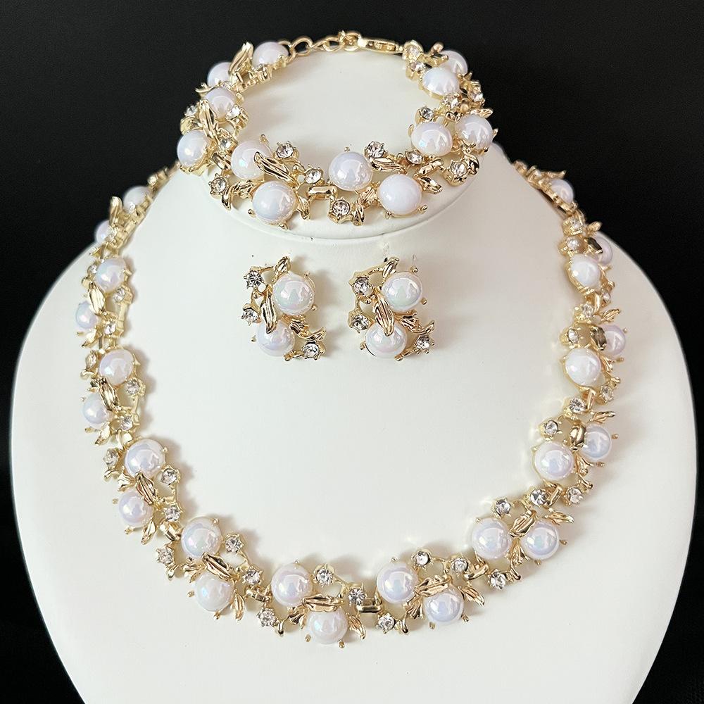 Collar, pendientes y pulsera de moda de color caramelo transfronterizos europeos y americanos, conjunto de joyería de boda con diamantes brillantes exquisitos, joyería de estilo de corte
