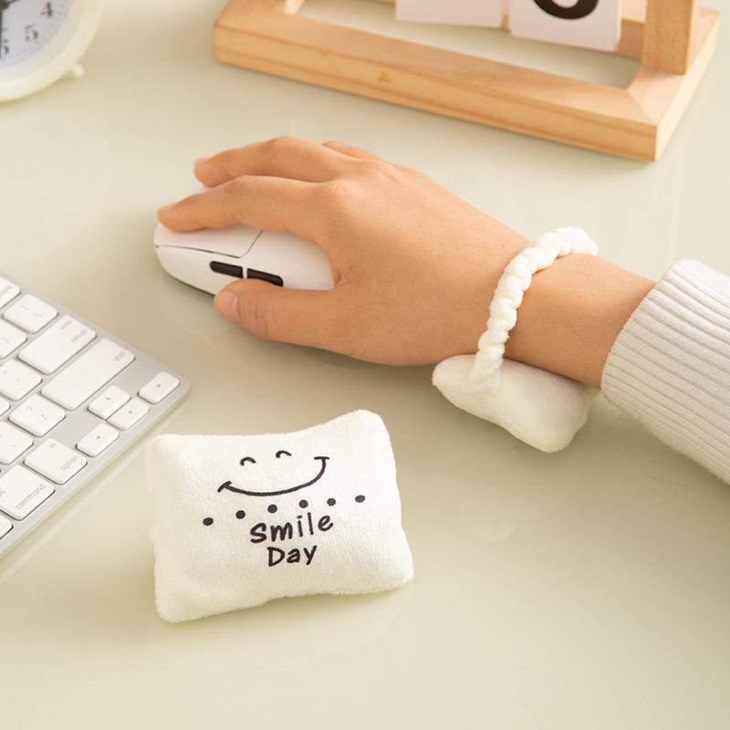 Cute Wrist Pad Pillow for Office Workers - Anti-Wear Hand Rest