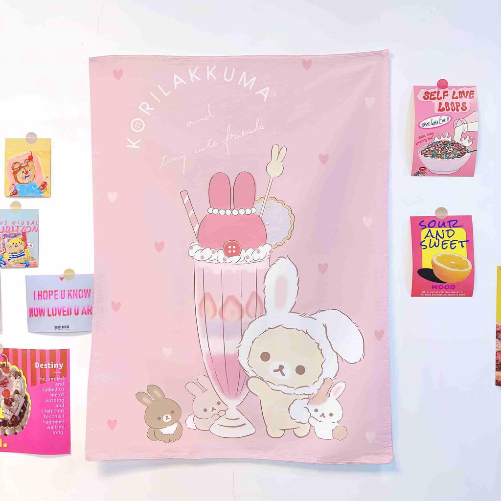 Neuer Cartoon Anime Bär Niedlicher Stil Wandteppich Ästhetisches Wandbehang für Schlafzimmer Dekor Hintergrundtuch