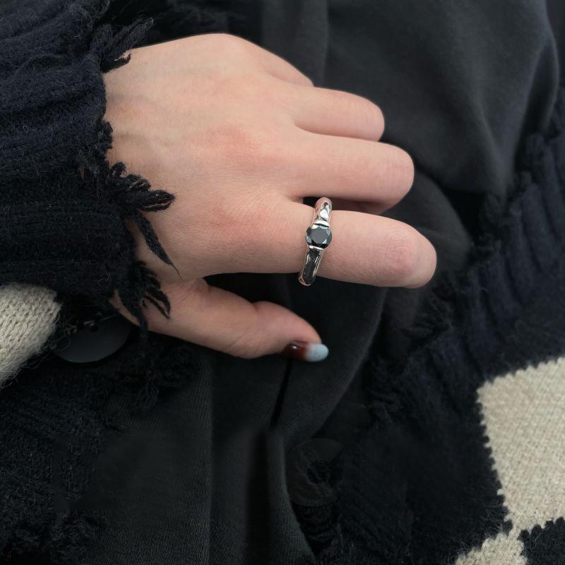 Womens Fashionforward Copper Ring With Distinct Geometric Design And Zirconium Black