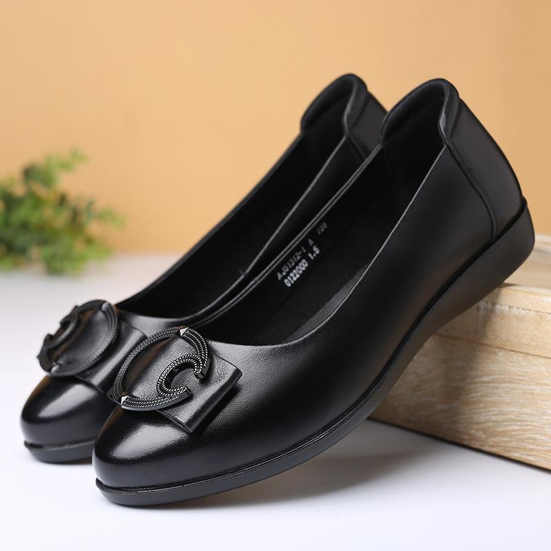 Elderly leather shoes women middle-aged heel fashion low medium non-slip mother shoes single shoes old man head soft sole 51312