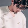 Men's Smooth Sailing Sailboat Zircon Brooch: Elegant Suit Jacket Pin Accessory