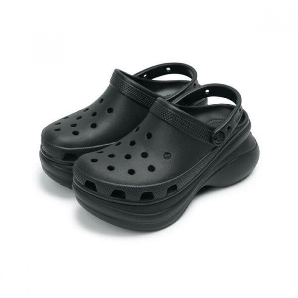 

Crocs Classic Pear Clogs Black 206302 001 240