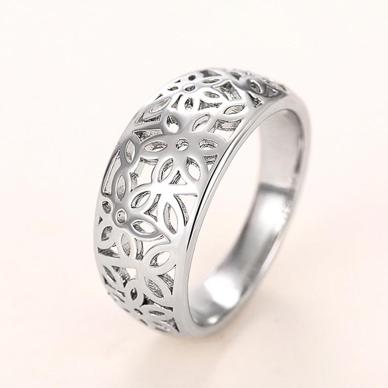 

Huitan Вінтажний дизайн з порожнистими квітами Жіночі каблучки Металевий сріблястий колір Прості елегантні жіночі каблучки Для щоденного носіння Вечірні прикраси Подарунки 10