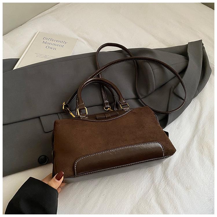 Нишевая ретро женская сумка-мессенджер, новая замшевая сумка-подушка, модная и простая сумка через плечо.