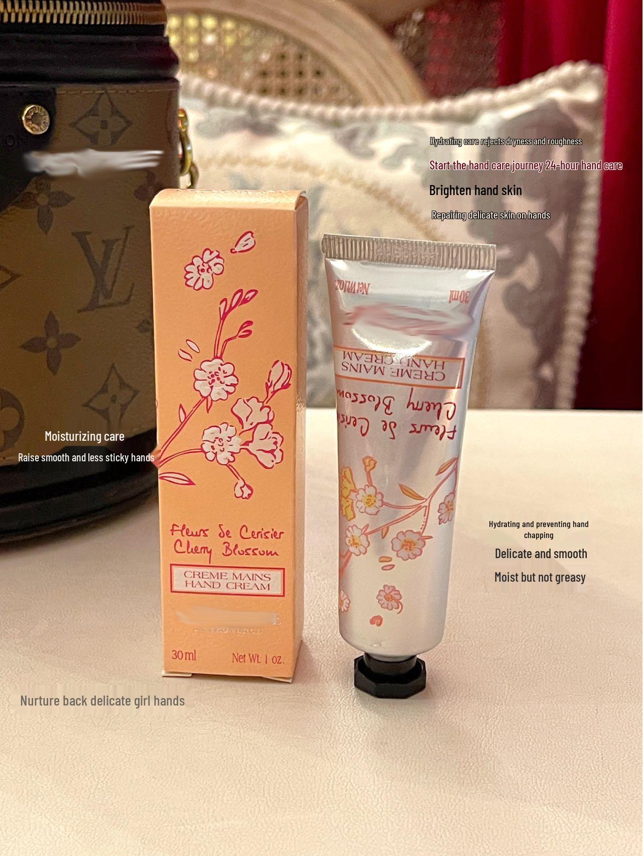 

Oushujia Набор кремов для рук с маслом ши и ароматом цветущей вишни - Увлажняющий, против морщин, питательный зимний уход, сувенир.