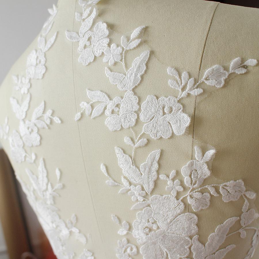 1Pcs White Black Lace Applique Handmade Beads Wedding Dress Decoration DIY Collar Lace Patch