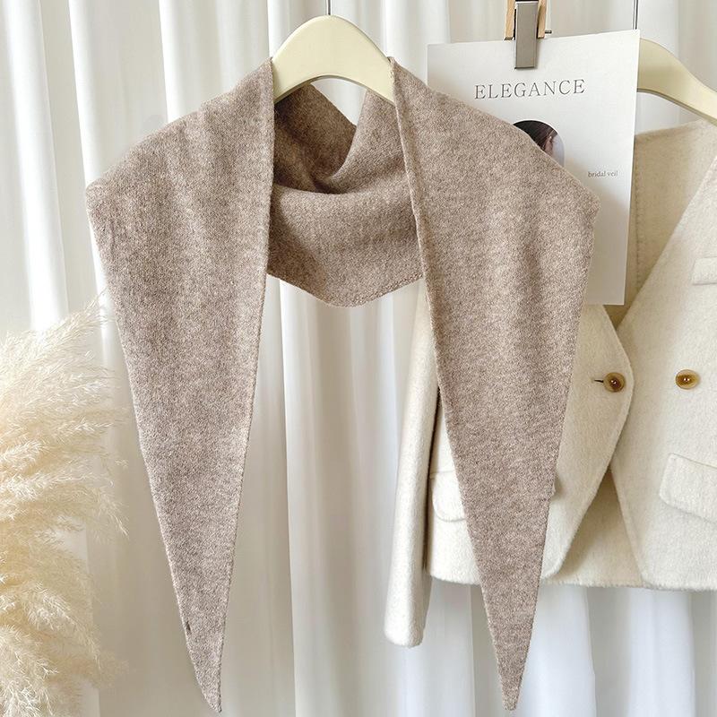 New solid color knitted triangle scarf for women versatile autumn and winter warm decoration neck protection scarf and shawl
