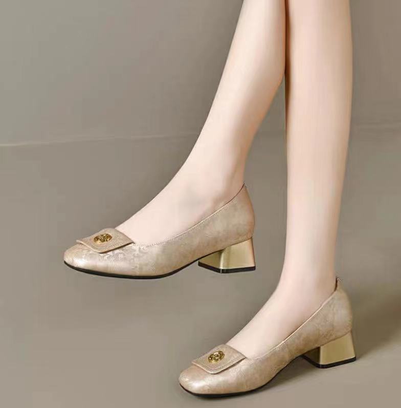 Foreign trade Chinese style camellia middle heel single shoes small fragrant commuting temperament autumn new square head women's shoes