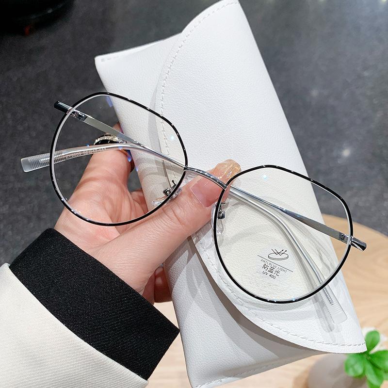 Large Face Thin Myopia Glasses Women Can Be Equipped With Degree Anti-Blue Light Round Face Plain Gold Silk Glasses Frame Frame