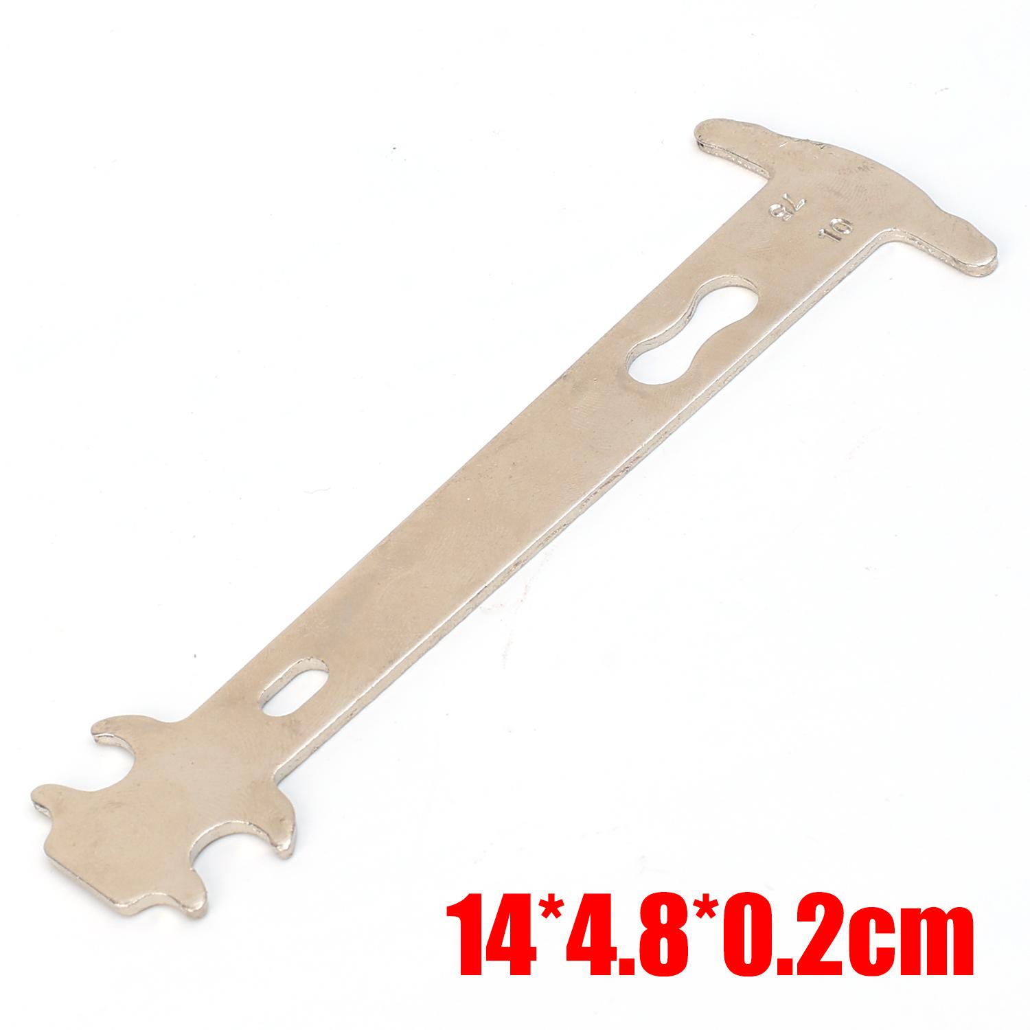 

Bike Chain Wear Indicator Chain Checker Gauge Measure Repair Tool Ruler for Road Mountain Motorcycle Bicycle Chain Test Caliper срібний