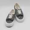 VN000EEUUY6 CDG (COMME des GARCONS) Ein OTW by Vans Authentic Weiß (Herren)