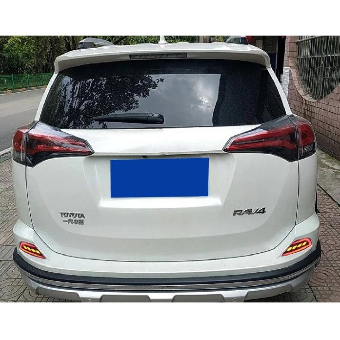 1 Pair Car LED Bumper Reflector Light For Toyota RAV4 2016 2017 2018 2019 Rear Tail Light Fog Light Turn Signal Brake Lamp