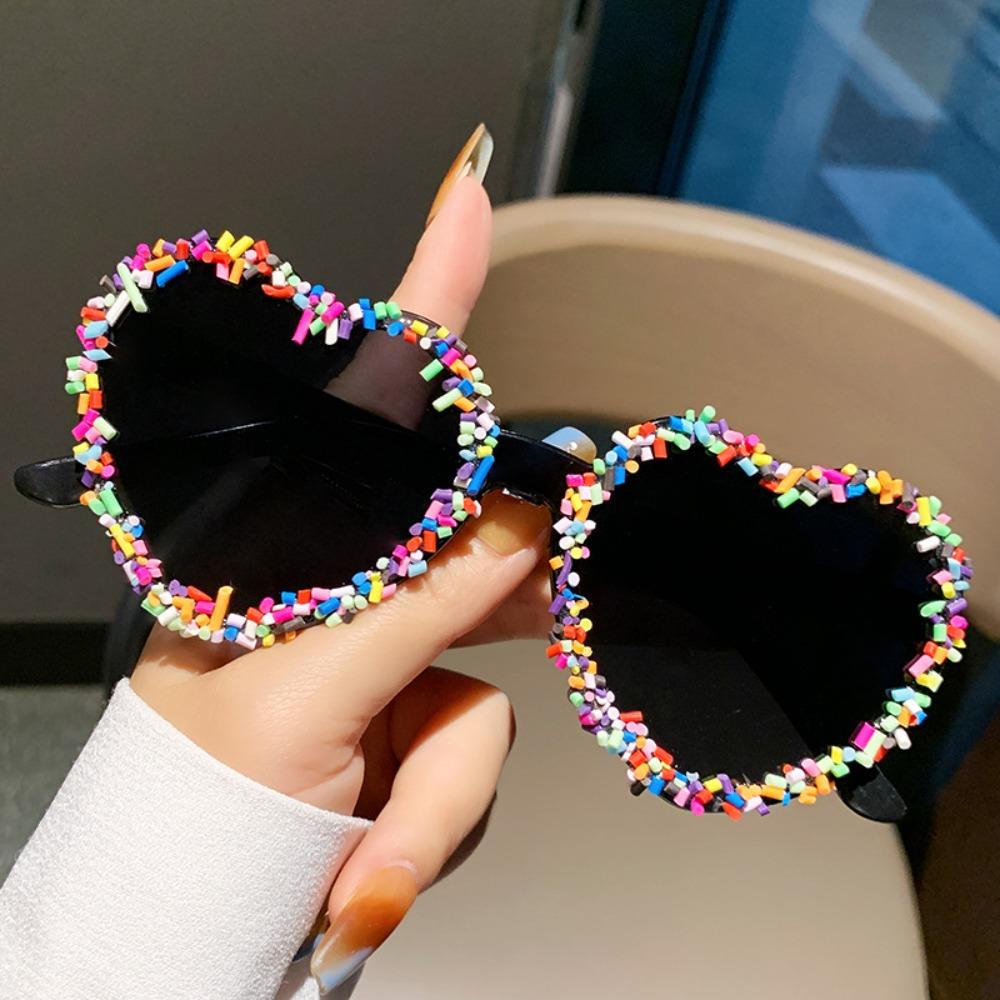 Cute Luxury Vintage Sunglasses Heart Shape Candy Color Punk Sunglasses Beach Sun Glasses Party Eyewear