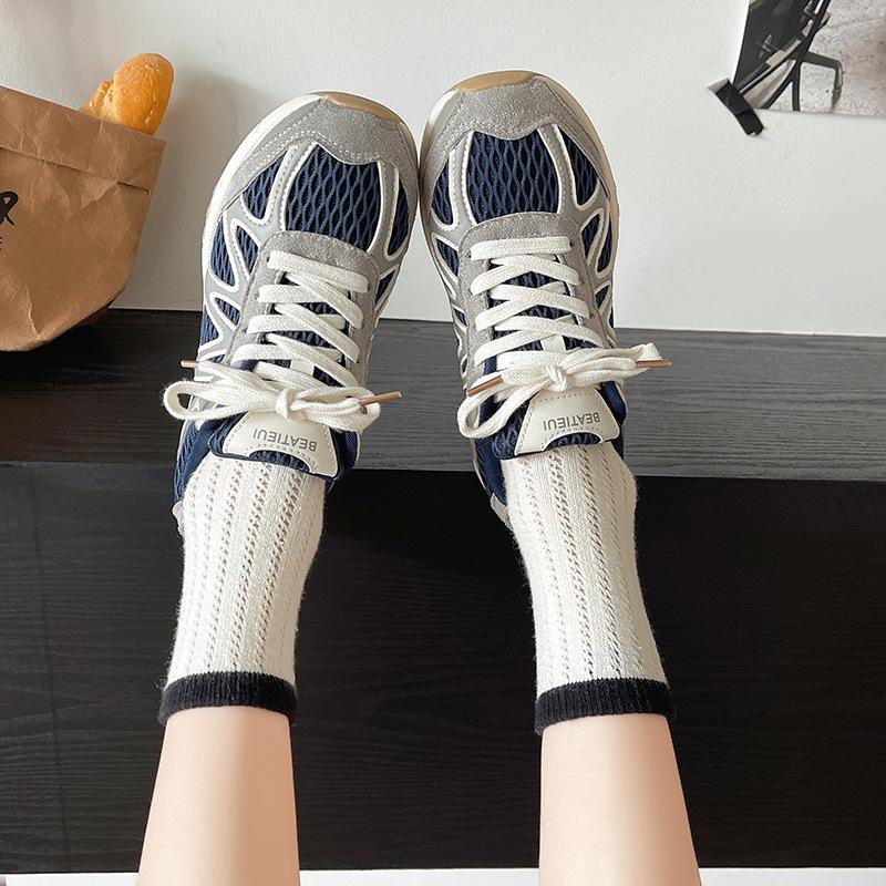 Popular comfortable and versatile breathable mesh surface not stuffy feet casual shoes women's 2025 autumn new lightweight soft-soled running shoes