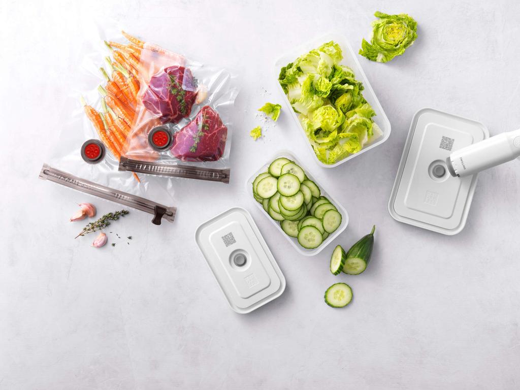 ZWILLING Save Vacuum Packing Machine Starter 7 Piece Set Plastic Container Vacuum Pump Preservation Japanese Fresh Save "Fresh & M/L Included"