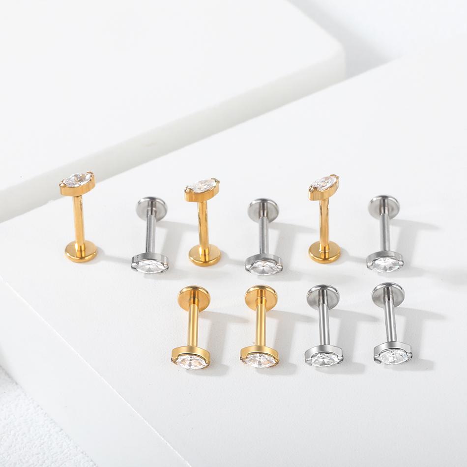 1Pc Titanium Ear Cartilage Stud Earrings for Women Internal Thread Zircon Flower Ear Lobe Tragus Helix Lip Rings Jewelry 16G