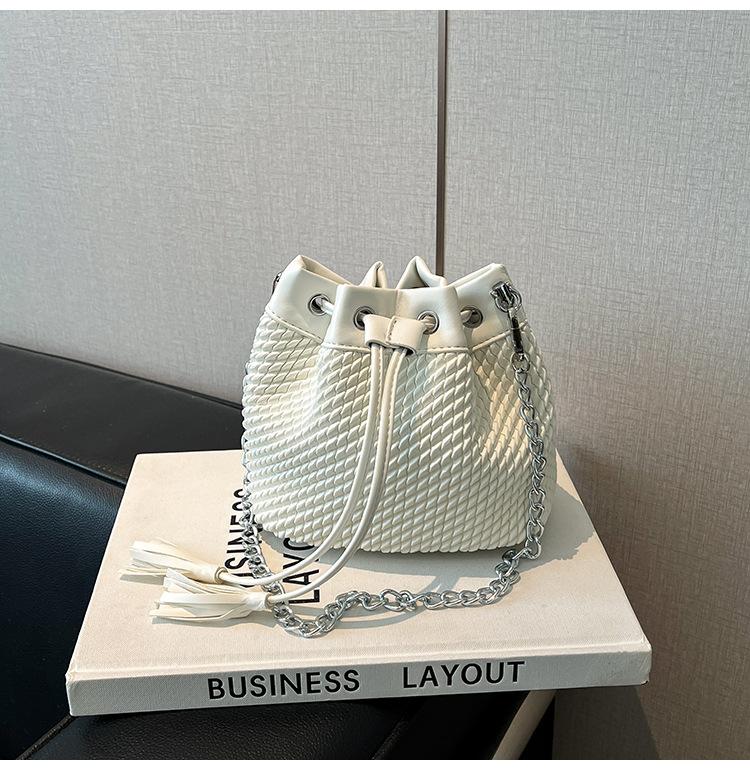 

New fashion bucket bag portable women s bag shoulder messenger bag casual small bag trendy women s bag білий