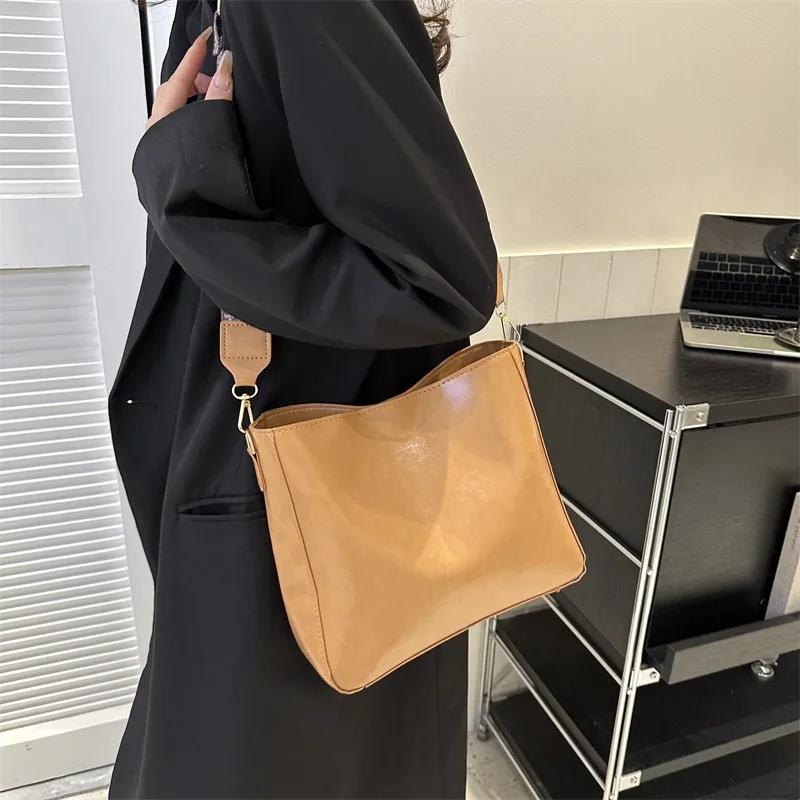 Новая модная женская сумка высокого класса в стиле ретро — фото 7