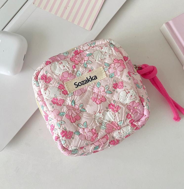 Cute Sanitary Napkins Menstruation Towel Storage Bag Portable Cartoon Cute Mini Student Tampon Monthly Bag Storage Bag Case