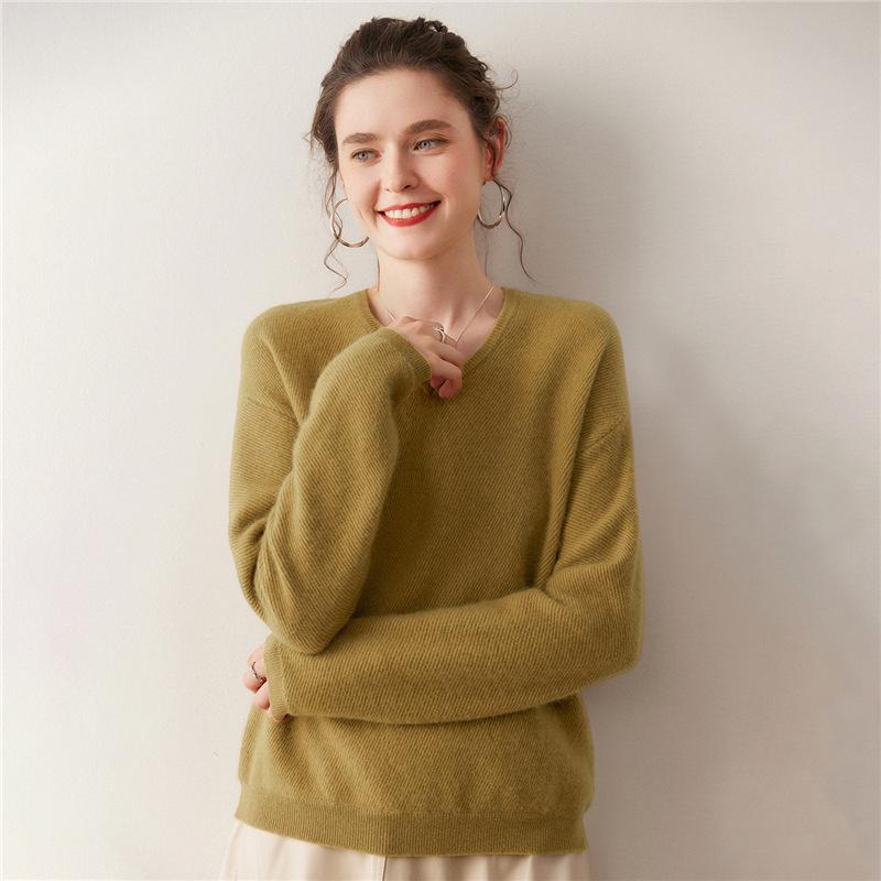 2025 Women's V-Neck Loose Cashmere Sweater - Winter Thickened Knit Pullover