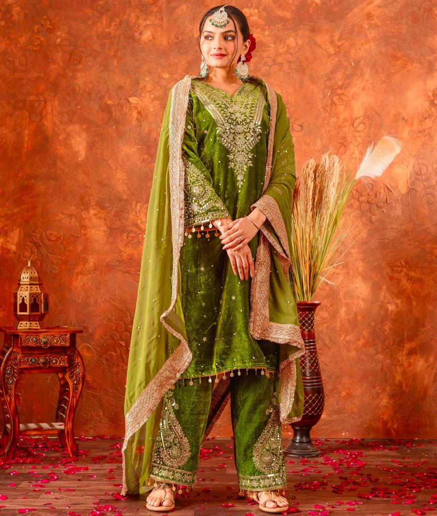 Women Bollywood Velvet Salwar Suit, Embroidered Readymade Dress with Dupatta, Traditional Indian Outfit Palazzo Set