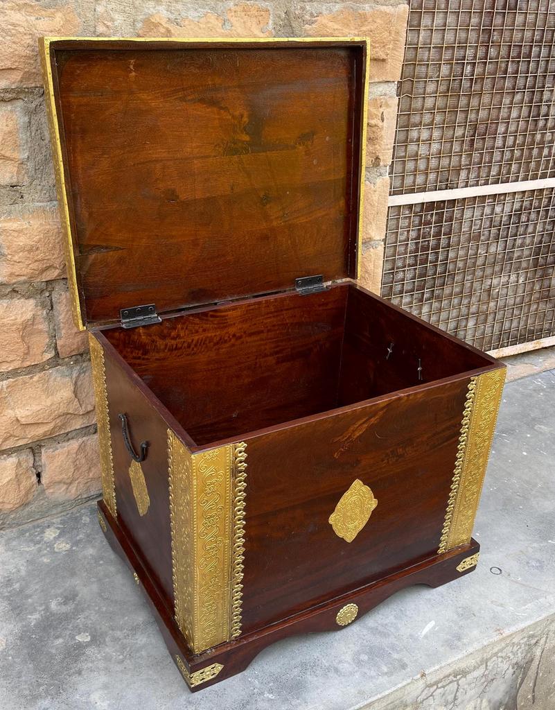 Wood Painted Carved Storage Box Coffee Table-Wood Central Chest with Floral Carved Trunk for Home Décor Organizing Artwork Home Furniture