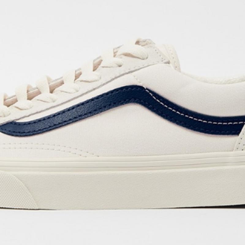 Vans Stil 36   Marshmallow  Albastru Rochie Vn0a3dz3ke61