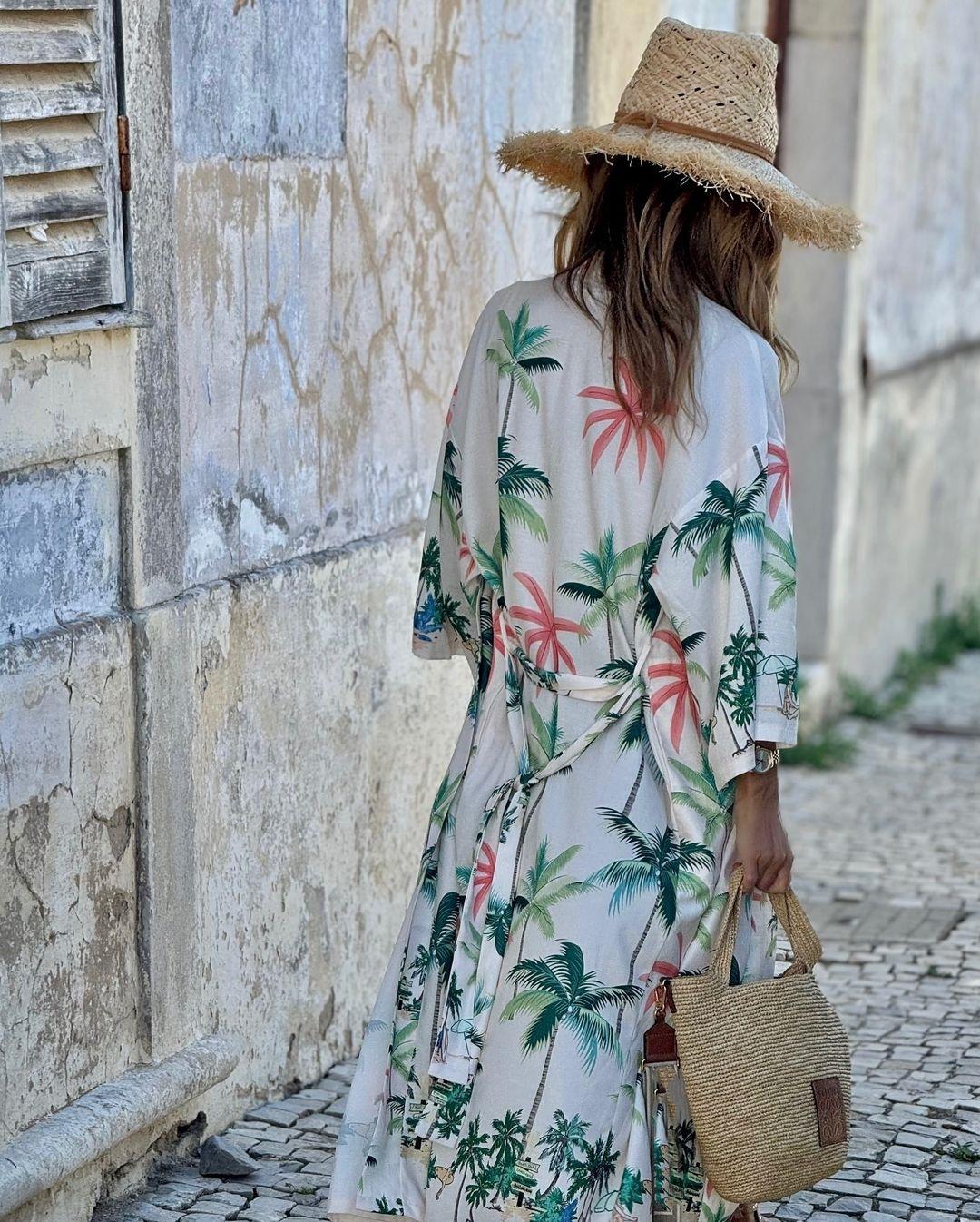 2026 European and American new sunscreen clothing shawl ins Internet celebrity print 7-point sleeve cardigan long shawl S