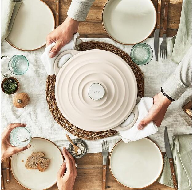 Сотейник Tefal E25972 Lov 28 см бежевый (E2597204)