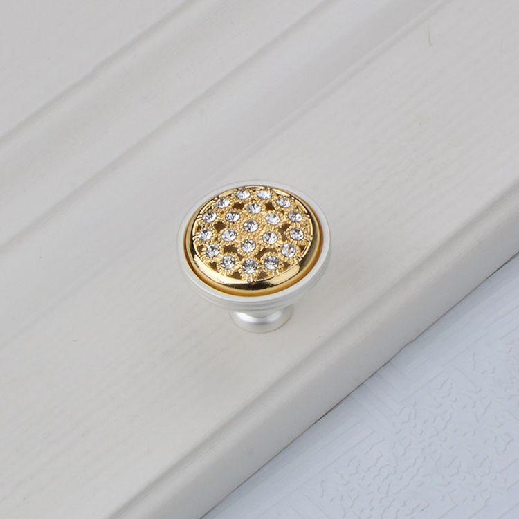Luxus-Kleiderschranktür-Schrankgriff im europäischen Stil Schrankschubladen-Set mit Diamantkristall-Einlochgriff