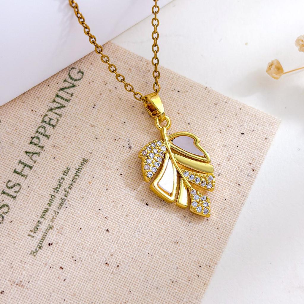 Necklace letter flower micro-inlaid zircon necklace accessories feminine minimalist design sense niche versatile titanium steel accessories