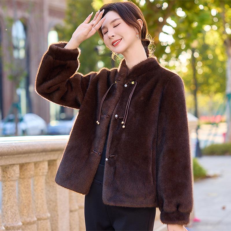 Mother's Mid-Length Faux Mink Fur Coat for Autumn and Winter Weddings