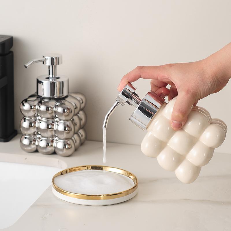 Creative Mousse Foam Bottle Hand Sanitizer Shampoo Foam Press Dispenser Ball Ceramic Soap Dispenser Bathroom Accessories Modern