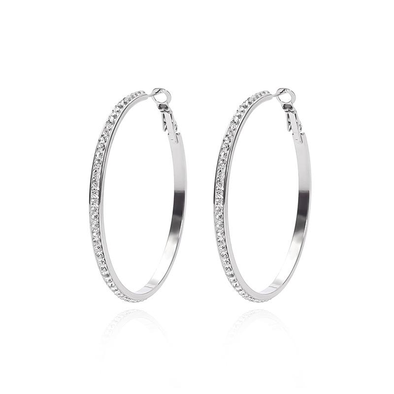 

Customized fashionable round exaggerated diamond-set large earrings, earrings, light luxury high-end studs, European and American earrings. 25mm