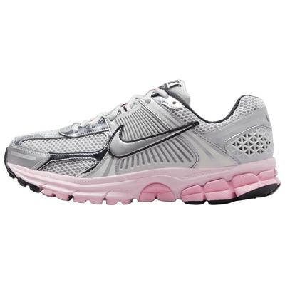 Air Zoom Vomero 5 Photon Toz Pembe Köpük Kadın Spor Ayakkabı Gümüş Metalik-Gümüş Saf-Platin HF1877-001