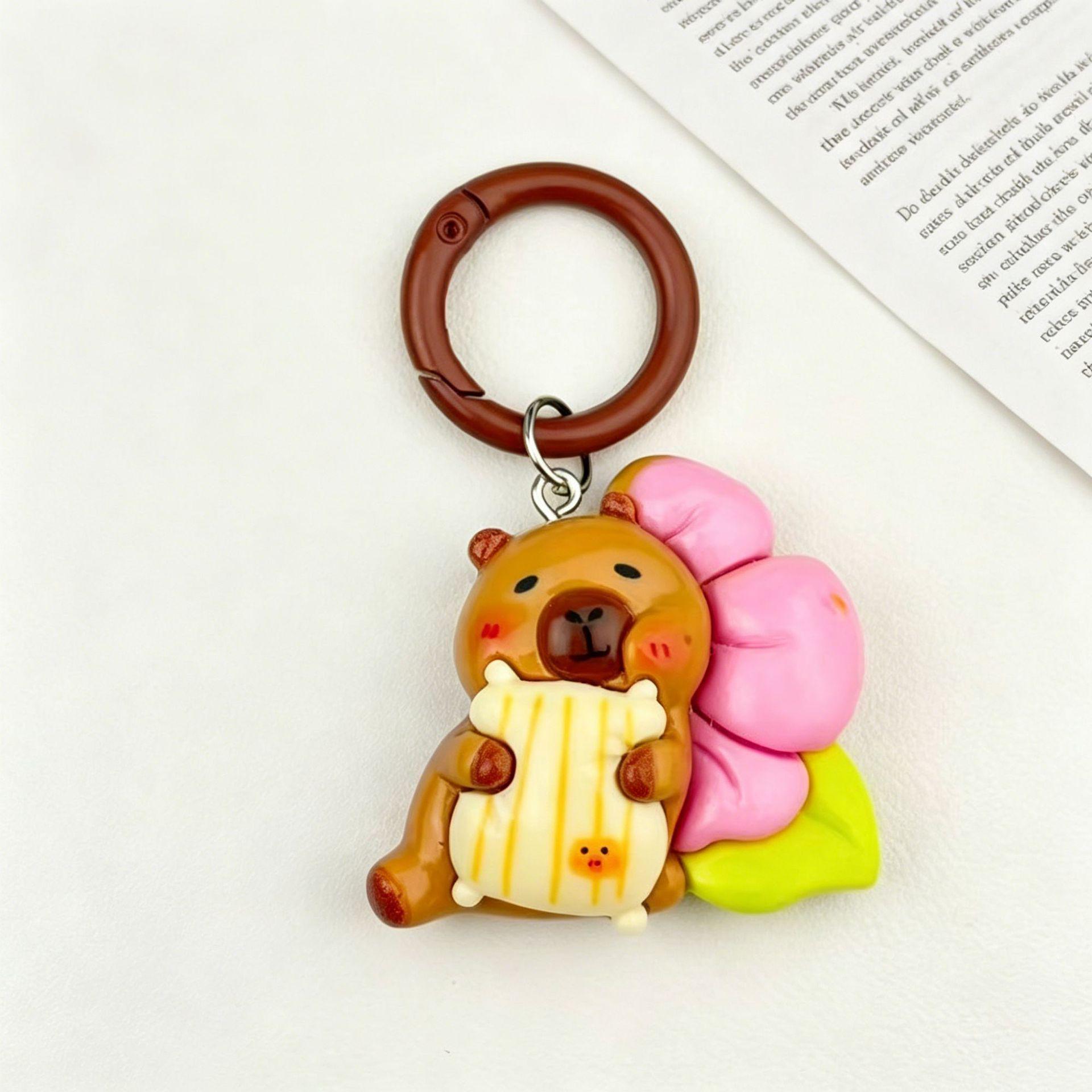 Adorable Capybara Resin Keychain Pendant – Backpack Charm & Best Friend Gift