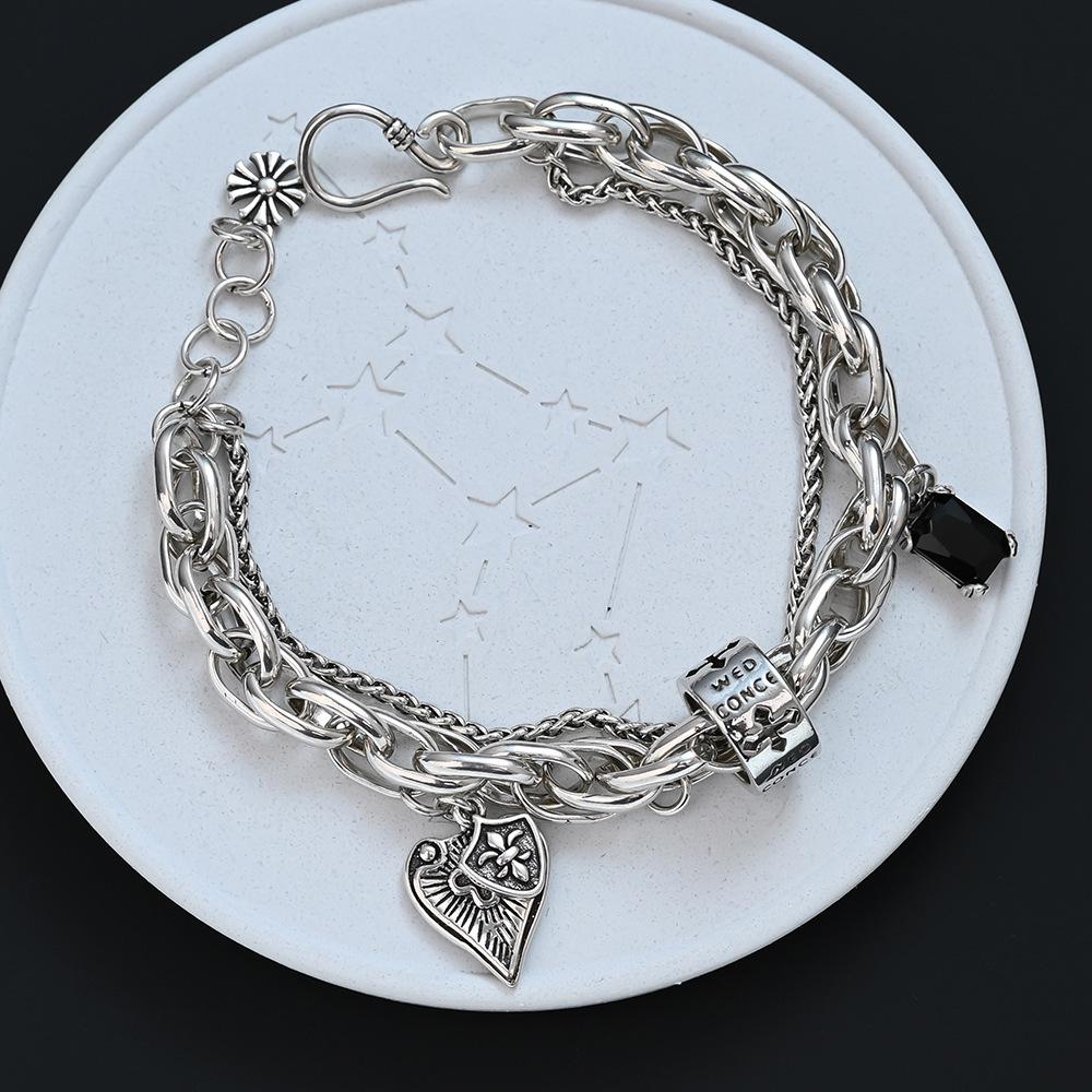 Fashionable Retro Bear Diamond Bracelet - Women's Unique High-End Charm