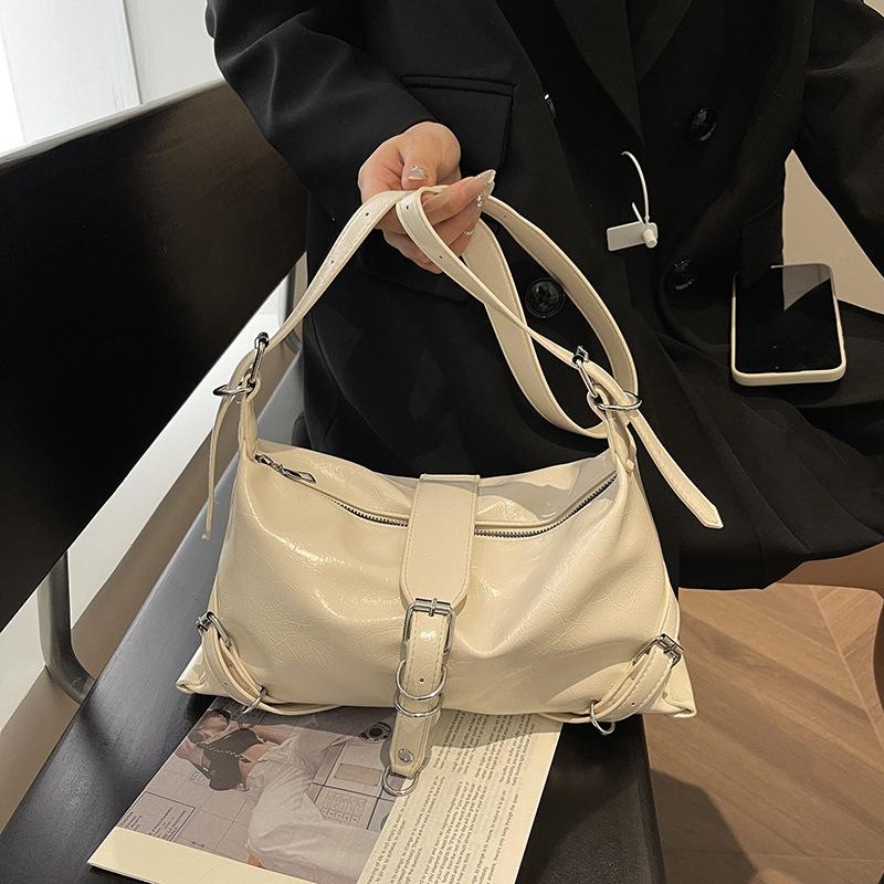 Dámská jednobarevná magnetická spona bagetová crossbody taška volnočasová PU šikmá ramenní taška s nastavitelným popruhem