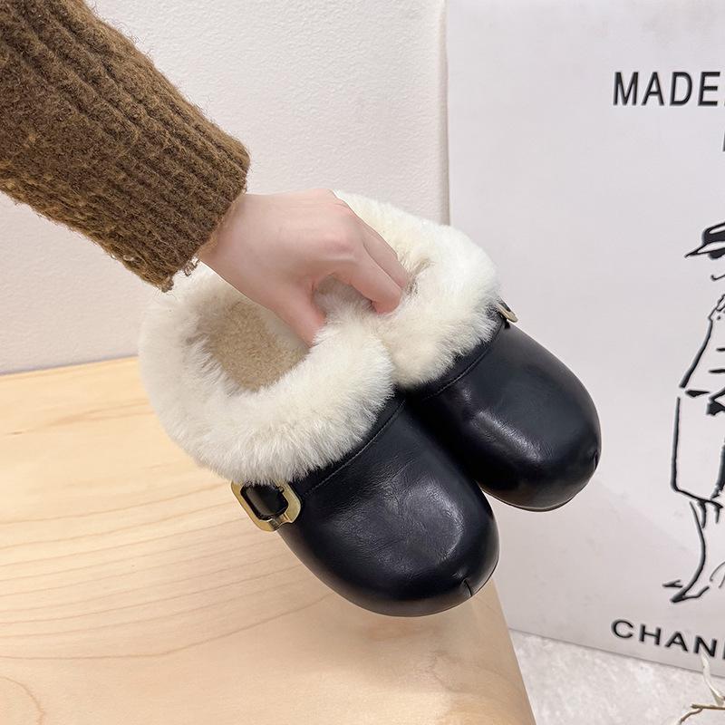 Waterproof and velvet warm hole shoes bag head half slippers women wear 2025 autumn and winter new thick-soled fluffy cotton slippers