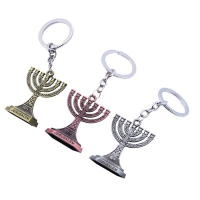 Jüdischer Schlüsselanhänger für Chanukka-Feier Zinklegierung Jerusalem Leuchter Jüdische Symbolik Menora Form