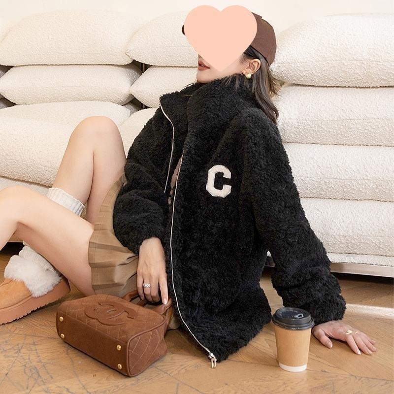 Light coral fleece jacket women's autumn and winter thickened thermal sweater women's outer wear women's embroidered double-sided fleece trendy black