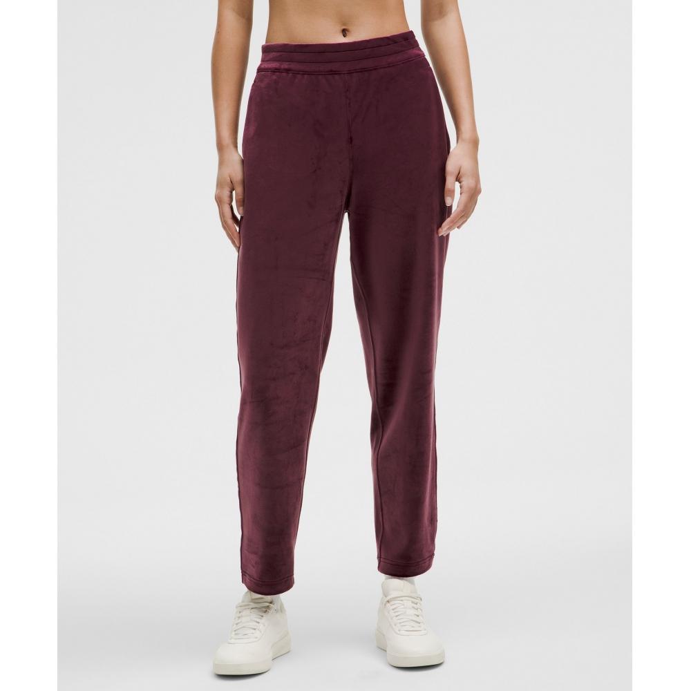 

Lululemon Scuba Straight Leg Pant 7 8 Length Velvet Garnet XXXS